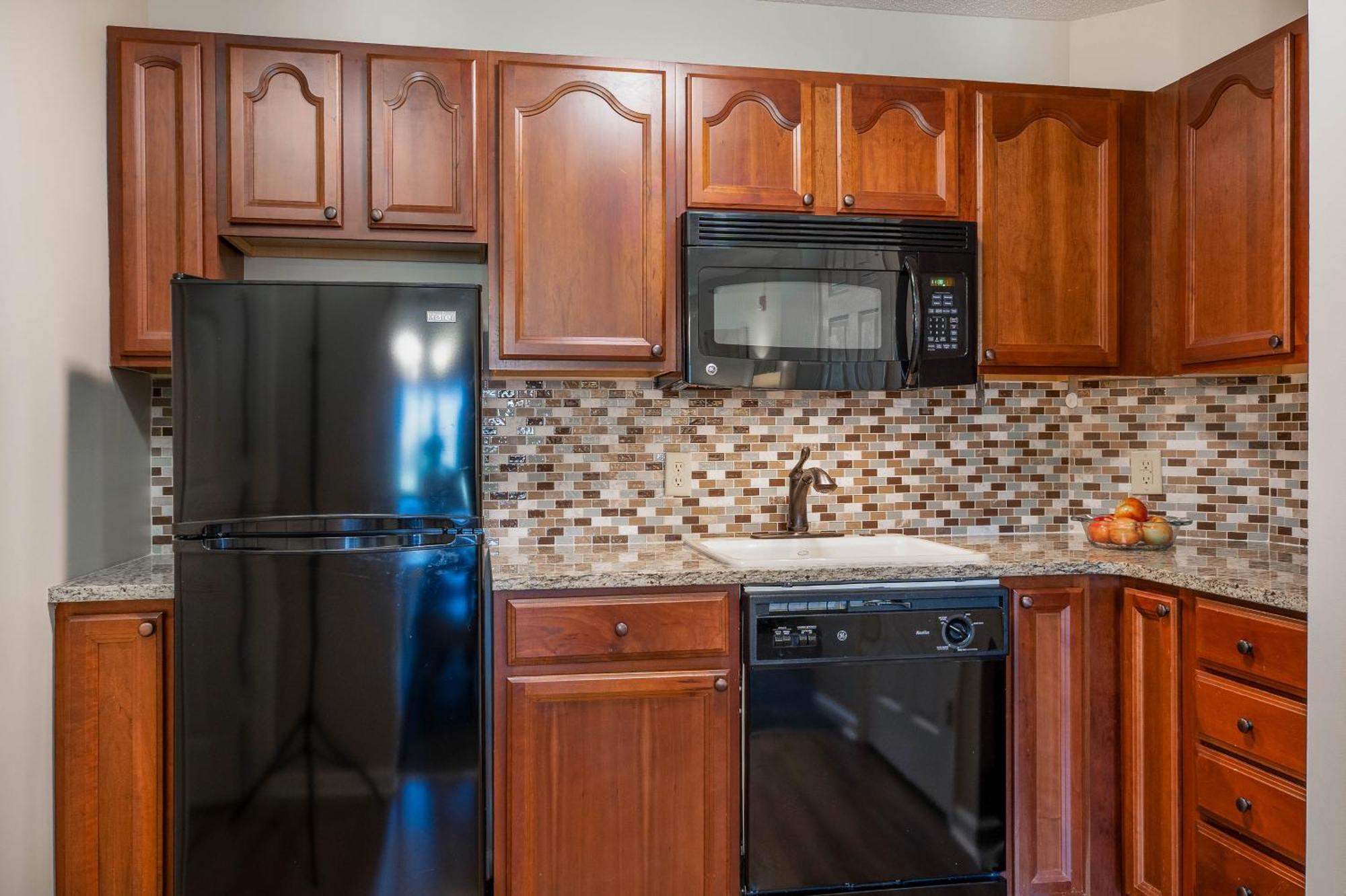 One Bedroom Woodstone Partial Kitchen