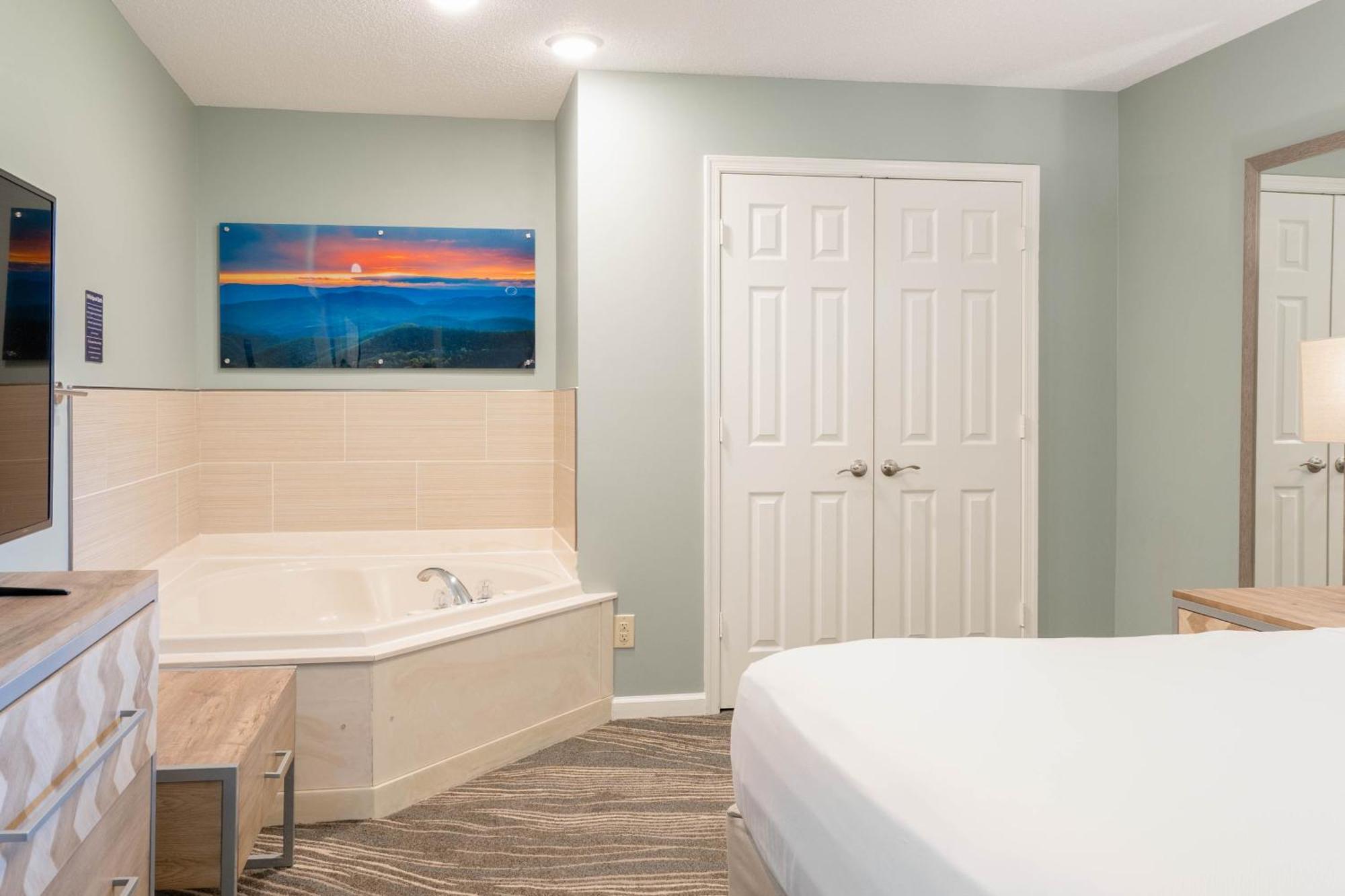 One Bedroom Woodstone Full Kitchen